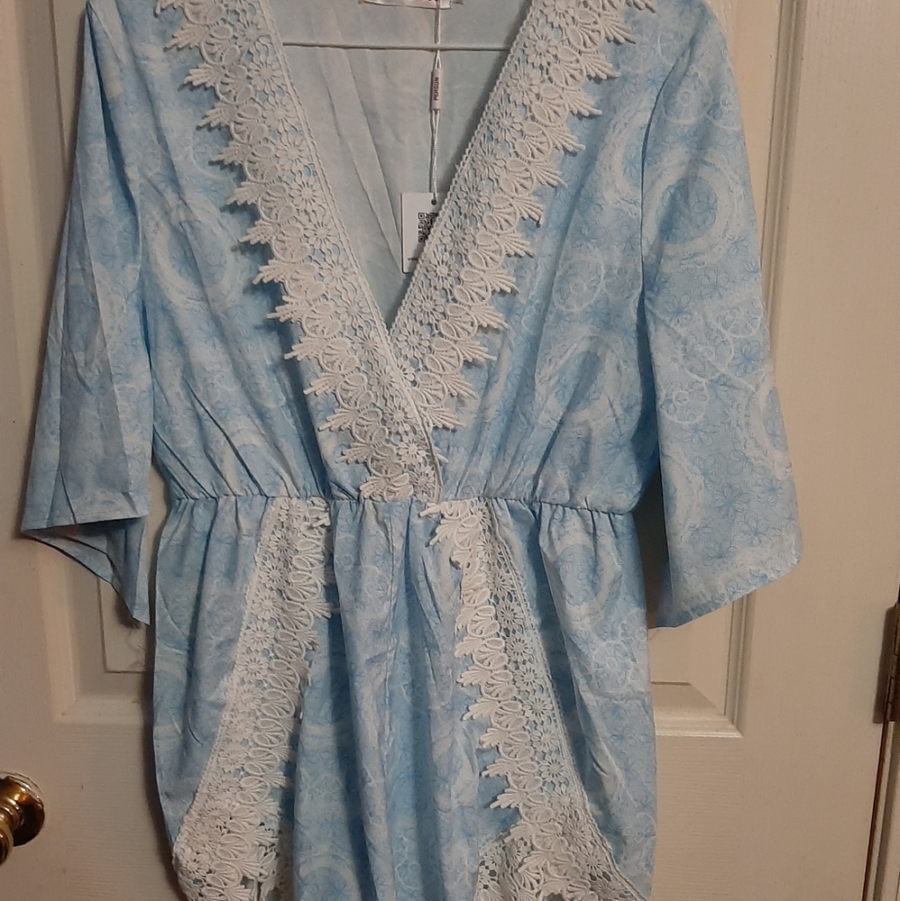 Romper - Picture 2 of 3